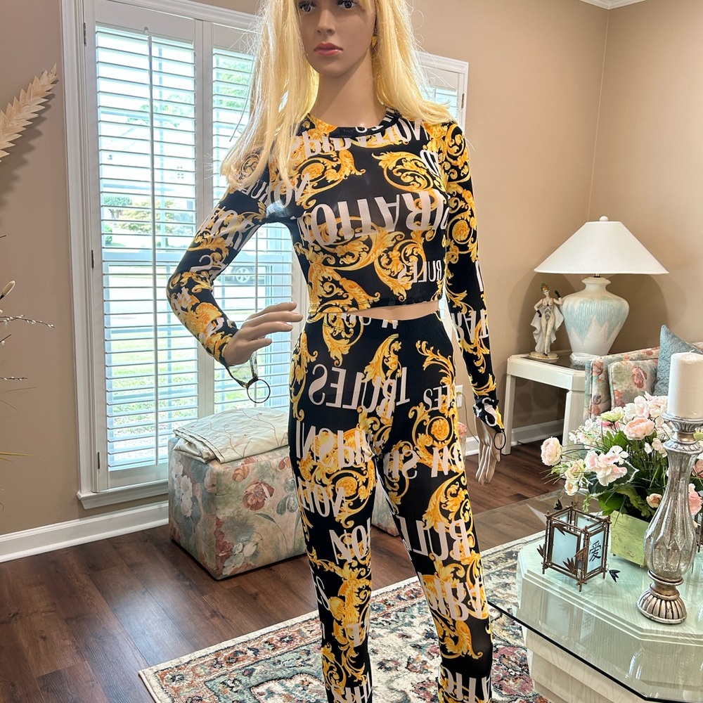 FUN ‘N’ SEXY BODY SUIT SET IN GREAT CONDITION